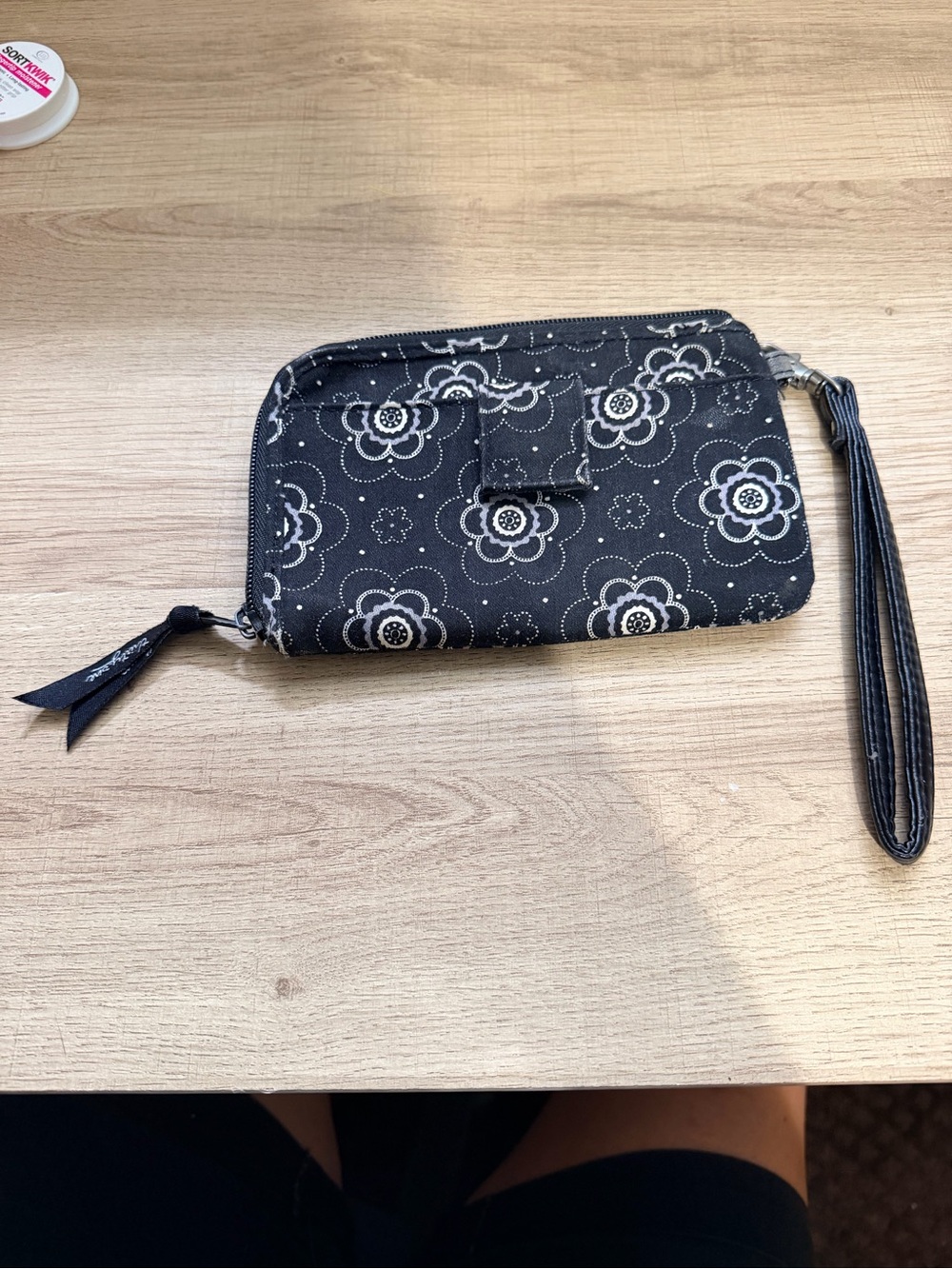 thirty-one Black Floral Wristlet Clutch